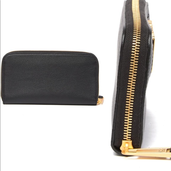 MOSCHINO Logo Black Leather Wallet - Authentic - Picture 3 of 5